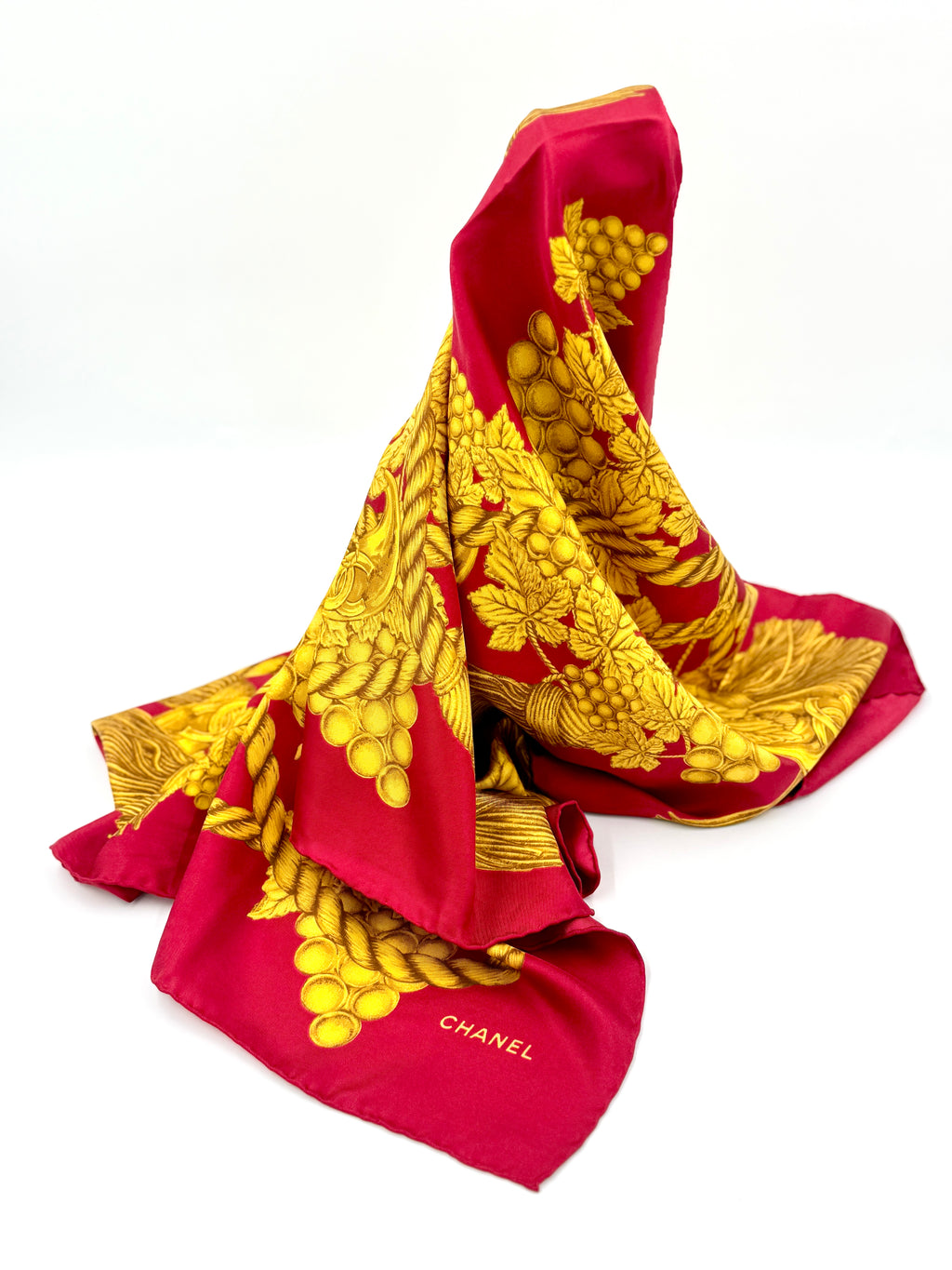 Pre-Owned Chanel Vintage Silk Scarf Grapevine Print Red and Gold - Authenticated