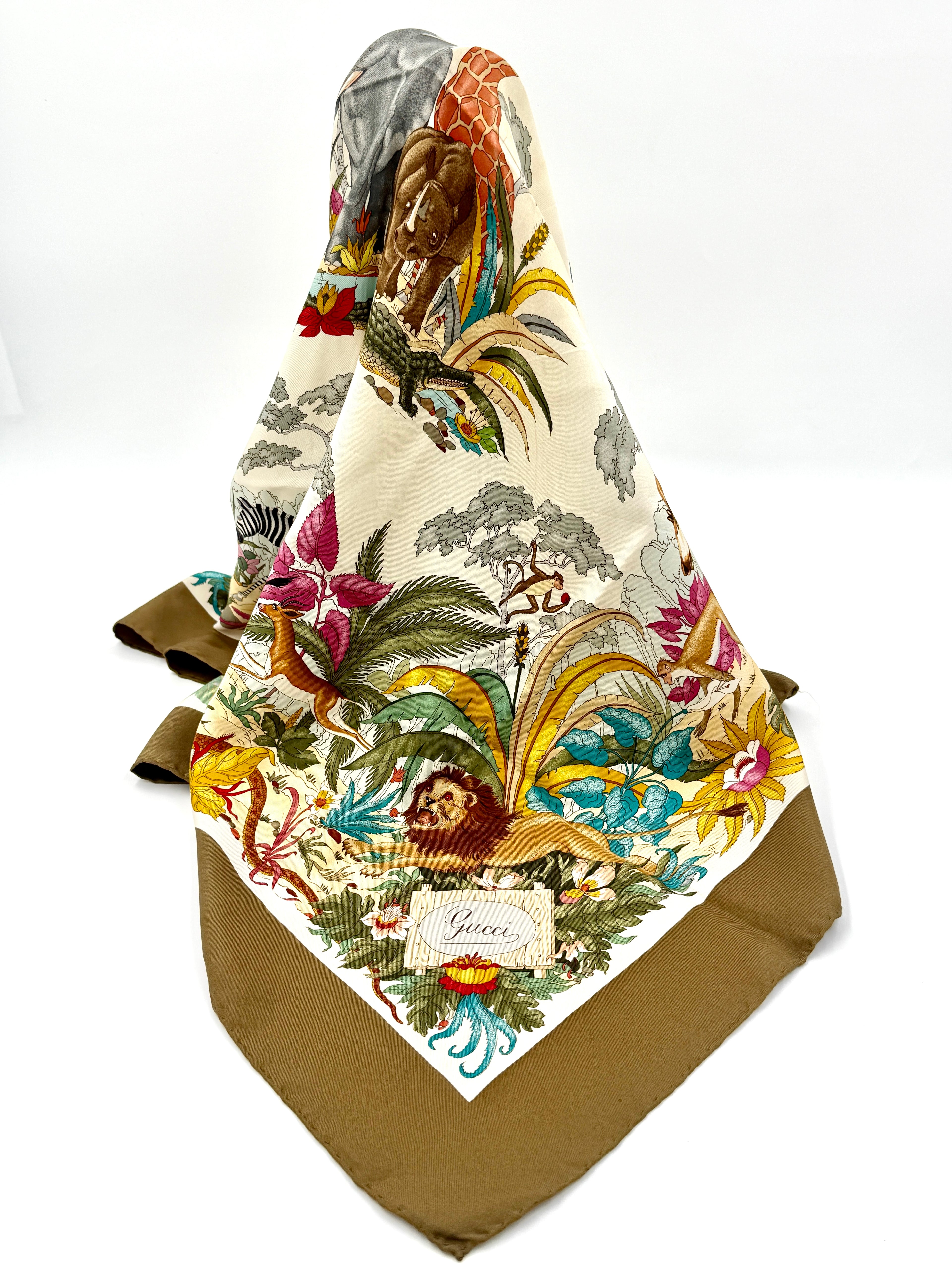 Gucci Jungle Silk Twill Scarf Designed by Vittorio Accornero 1970s - Pre Owned Authentic